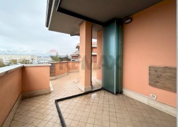 Terrazza - Four-room apartment Via Piemonte
 
83, Aprilia - photo 36