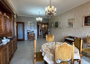 Sala da pranzo - Three-room apartment Via Delle Margherite
 
23, Aprilia - photo 3