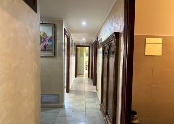 Hall / corridoio - Three-room apartment Via Delle Margherite
 
23, Aprilia - photo 9