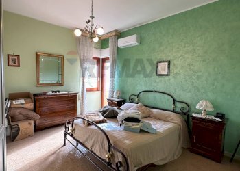 Camera / camera da letto - Three-room apartment Via Delle Margherite
 
23, Aprilia - photo 16