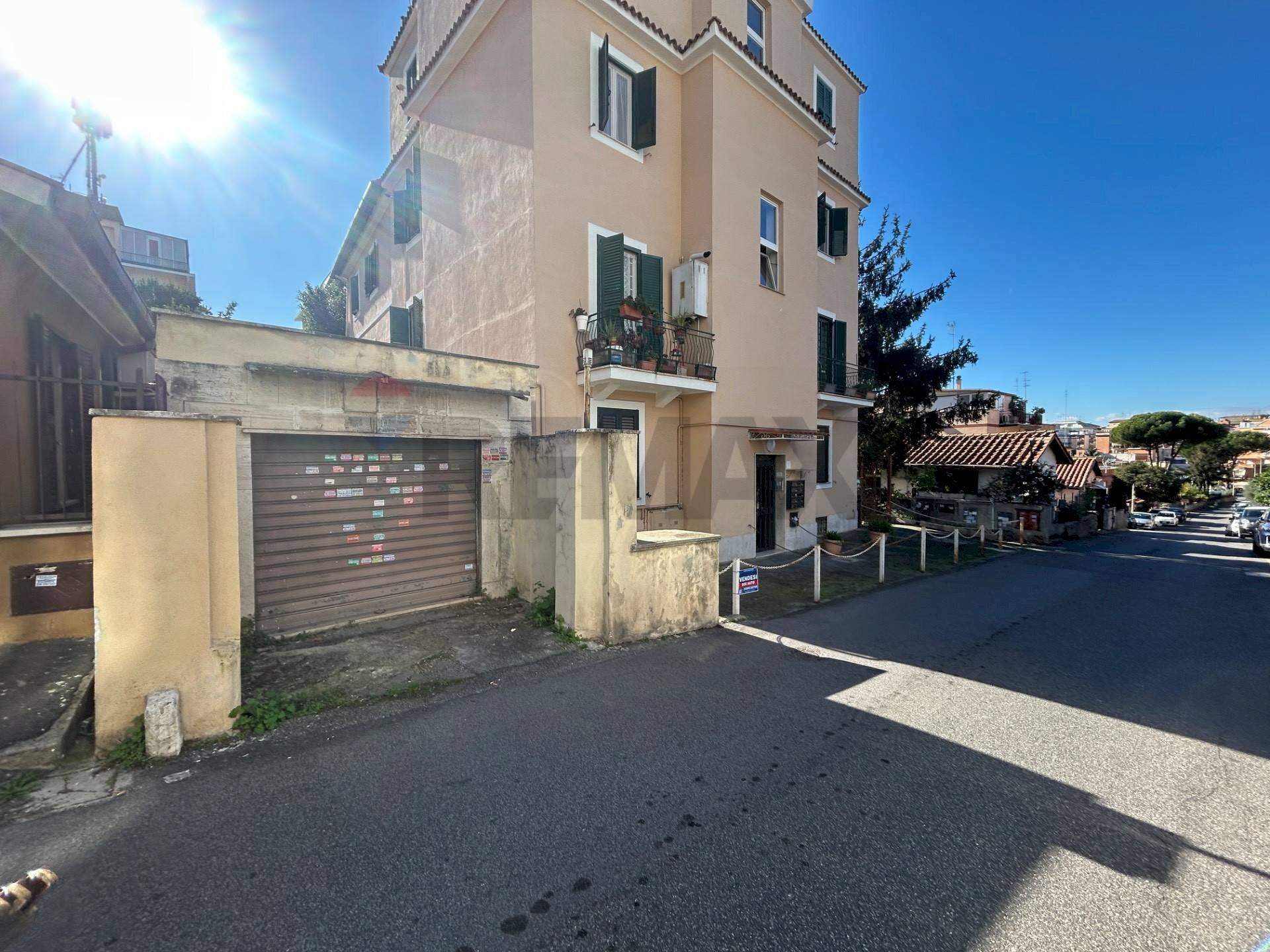 Edificio all\'aperto - Box Via Lardaria
 
9, Roma - foto 1