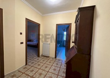 Hall / corridoio - Villa Via Gran Paradiso
1, Aprilia - foto 30