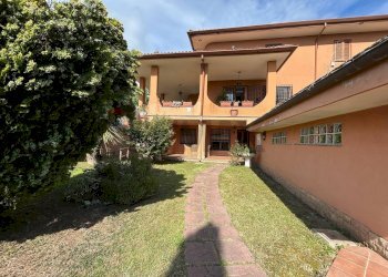 Casa all\'aperto - Casa semi indipendente via falterona
14, Aprilia - foto 10
