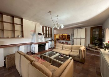 Soggiorno - Casa semi indipendente via falterona
14, Aprilia - foto 130
