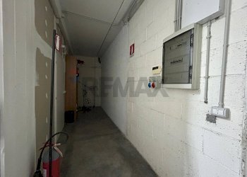 Hall / corridoio - Box via mozart
 
52, Aprilia - photo 17