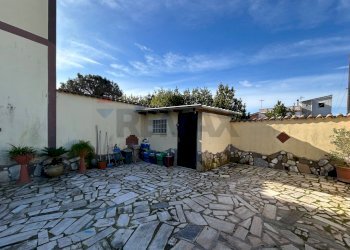 Terrazza - Four-room apartment Via dei Canarini
 
1 A, Aprilia - photo 6