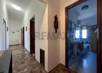 Hall / corridoio - Four-room apartment Via dei Canarini
 
1 A, Aprilia - photo 9