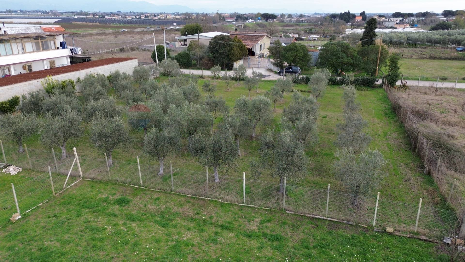 Edificio all\'aperto - Building land VIA VALGROSINA
 
13, Aprilia - photo 2