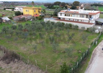 Casa all\'aperto - Building land VIA VALGROSINA
 
13, Aprilia - photo 3