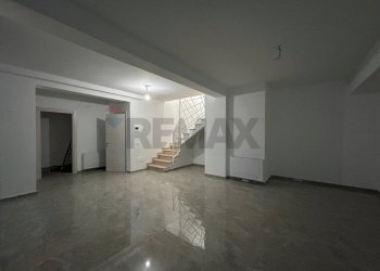 Stanza vuota - Villa Pomezia - photo 12