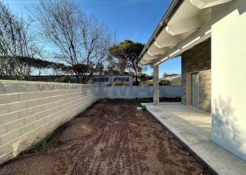 Terrazza - Casa semi indipendente Via Guardapasso
1, Aprilia - foto 11