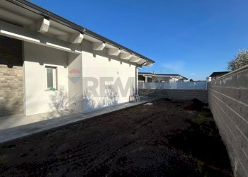 Terrazza - Casa semi indipendente Via Guardapasso
1, Aprilia - foto 12