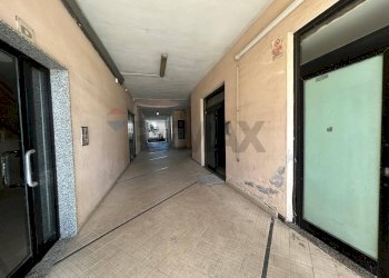 Hall / corridoio - Commercial Premises dei tinozzi
 
SNC, Nettuno - photo 34