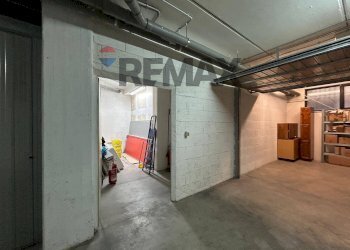 Parcheggio - Box via mozart
 
52, Aprilia - photo 5