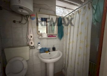 Bagno - Laboratory via Marte
 
15, Aprilia - photo 4