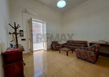 Soggiorno - Casa indipendente San Vito dei Normanni - foto 1