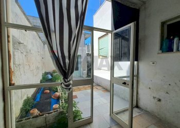 Balcone - Independent house Via Cesare Battisti
 
40, Cellino San Marco - photo 15
