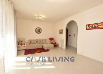 Foto 2 - Three-room apartment Via Circonvallazione
 
26, Rosate - photo 2