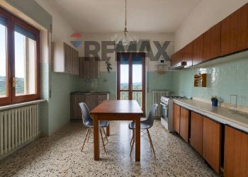Cucina - Appartamento dante alighieri
 
52, Larino - foto 10