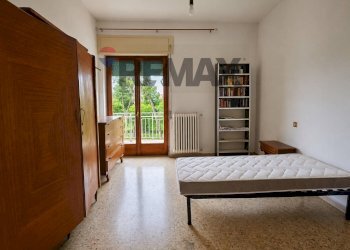 Camera / camera da letto - Appartamento dante alighieri
 
52, Larino - foto 15