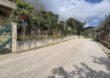Vista delle montagne - Villa via crafamo
 
40, Carini - foto 1