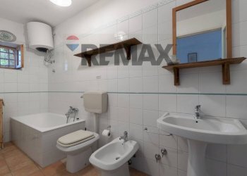 Bagno - Rustic Contrada an Pietro
 
3, Torrenova - photo 22