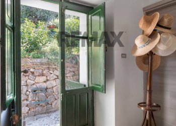 Dettagli - Rustic Contrada an Pietro
 
3, Torrenova - photo 72