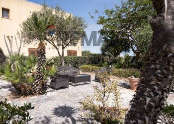 Giardino - Hotel Via Circonvallazione, Favignana - foto 7