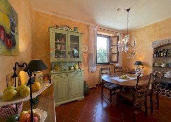 Sala da pranzo - Rustico Via Croce
 
45, Seravezza - foto 6