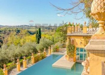 Piscina - Villa Crespina Lorenzana - photo 1