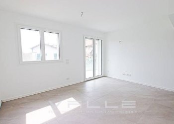 Soggiorno - Three-room apartment via alle cave, Torre Boldone - photo 4