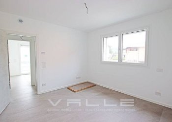 Camera - Three-room apartment via alle cave, Torre Boldone - photo 6