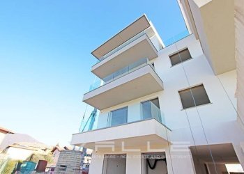 Edificio - Three-room apartment via alle cave, Torre Boldone - photo 12