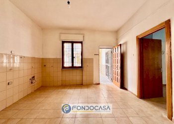 Foto 9 - Three-room apartment VIA UGO FOSCOLO, Aversa - photo 9