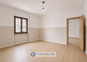 Foto 10 - Three-room apartment VIA UGO FOSCOLO, Aversa - photo 10
