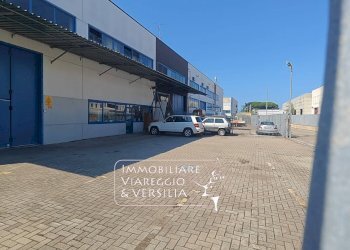 Foto 2 - Warehouse via Libeccio
100, Viareggio - photo 2