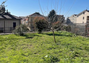 Giardino - Semi-detached house Via Cristoforo Colombo
 
56, Moncalieri - photo 13