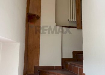 Scale - Semi-detached house Via Cristoforo Colombo
 
56, Moncalieri - photo 39