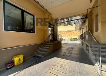Terrazza - Locale Commerciale via dogliani
14, Torino - foto 4