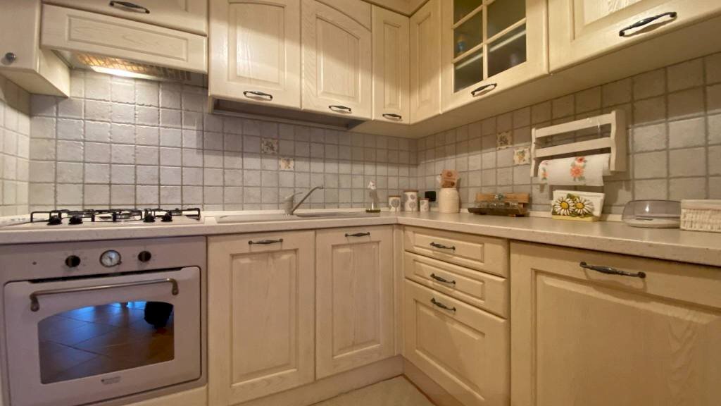 Cucina - Two-room apartment via Fondo, Aviatico - photo 1