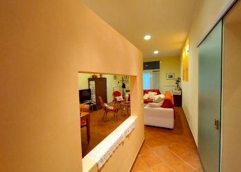 corridoio - Casa semi indipendente Strada statale 317, Marsciano - foto 11