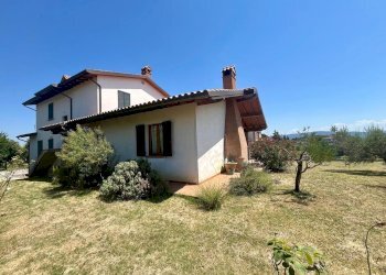 facciata - Villa via della Pace
 
3, Marsciano - foto 7