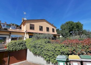facciata - Semi-detached house Via Martio Bulgarelli
 
9/B, Marsciano - photo 1