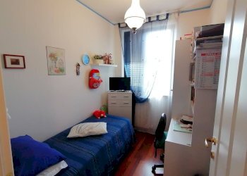 camera da letto - Semi-detached house Via Martio Bulgarelli
 
9/B, Marsciano - photo 15