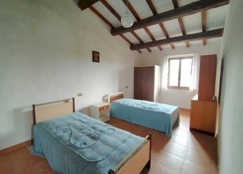 camera da letto - Independent house Vocabolo Carpeneto
 
1, Marsciano - photo 14
