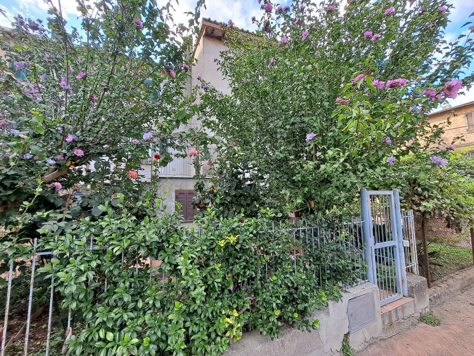Foto 2 - Casa semi indipendente Via Indipendenza
 
1, Marsciano - foto 2