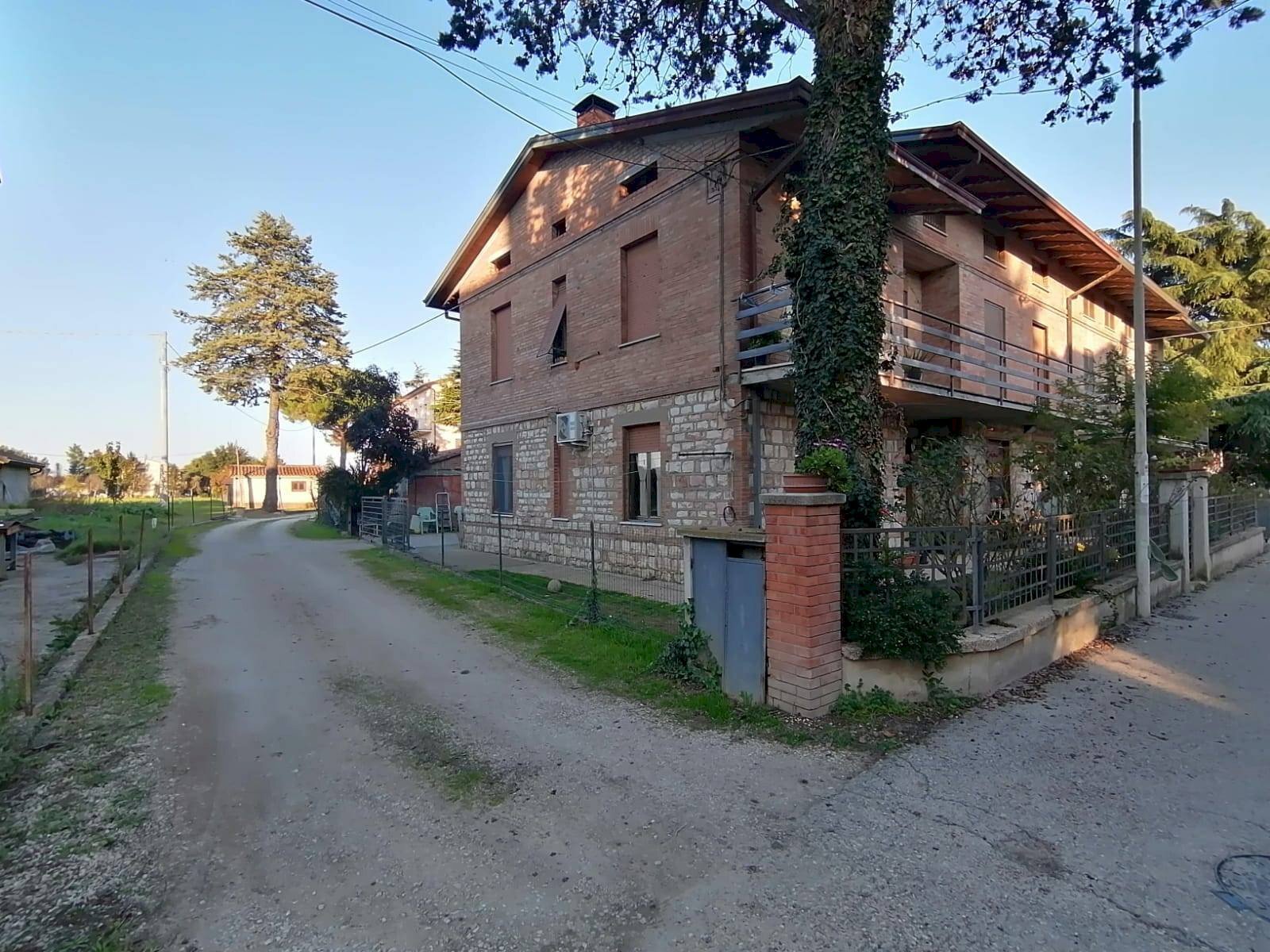 Foto 1 - Casa semi indipendente Via Salvador Allende
 
6, Marsciano - foto 1