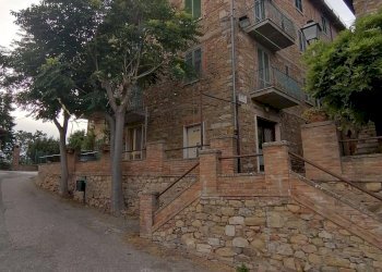 Foto 1 - Quadrilocale via Cavour
 
6, Marsciano - foto 1