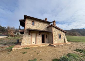 Foto 3 - Villa Strada per il Puglia
 
103, Collazzone - photo 3
