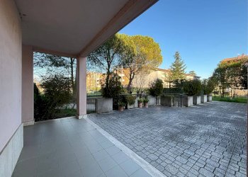 Foto 4 - Quadrilocale Via Francesco Maria Ferri
 
2, Marsciano - foto 4